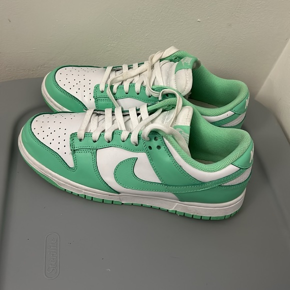 Green and white Nike Dunks - Picture 2 of 2